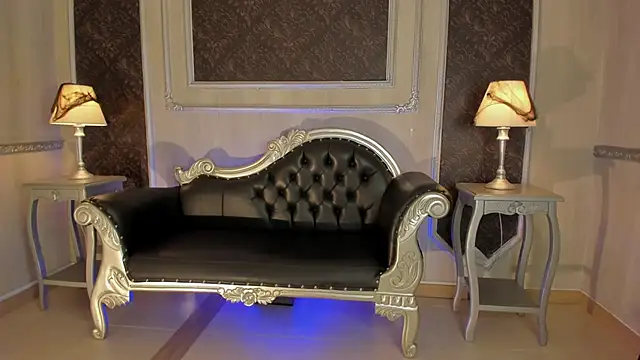 Snapshot of Helenstanford chatting on October 15, 1:44 pm Helenstanford online show from October 15, 1:44 pm