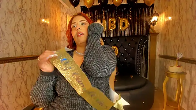 Snapshot of Helenstanford chatting on November 11, 1:44 pm Helenstanford online show from November 11, 1:44 pm