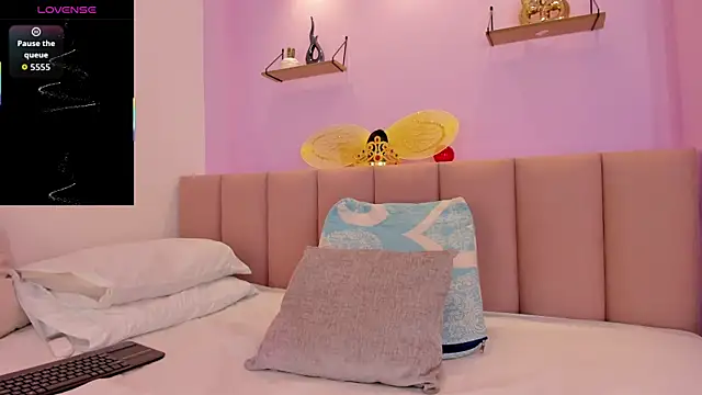 dulce mmg online show from December 16, 7:19 pm