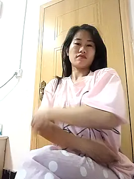 luy-xinh02 online show from November 14, 2:16 pm