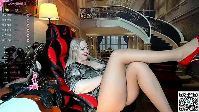 Nina Devillle online show from March 27, 11:21 am