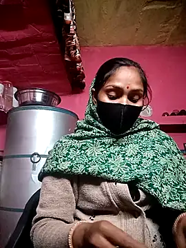 Snapshot of Suman_ji1 chatting on January 8, 2:30 pm Suman ji1 online show from January 8, 2:30 pm