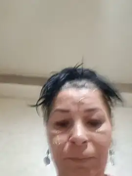 Snapshot of Soffy_Skye chatting on November 12, 6:03 am Soffy Skye online show from November 12, 6:03 am