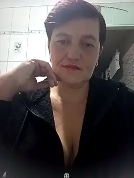 Snapshot of Caramellove8877 chatting on October 1, 4:18 am Caramellove8877 online show from October 1, 4:18 am