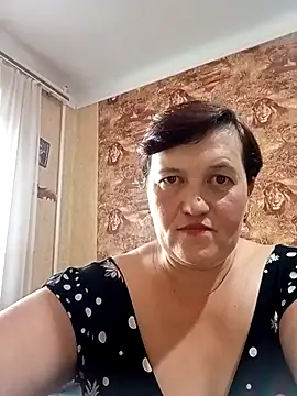 Snapshot of Caramellove8877 chatting on November 5, 5:51 am Caramellove8877 online show from November 5, 5:51 am