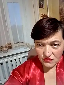 Snapshot of Caramellove8877 chatting on November 30, 5:44 am Caramellove8877 online show from November 30, 5:44 am