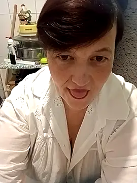 Snapshot of Caramellove8877 chatting on December 14, 9:19 pm Caramellove8877 online show from December 14, 9:19 pm