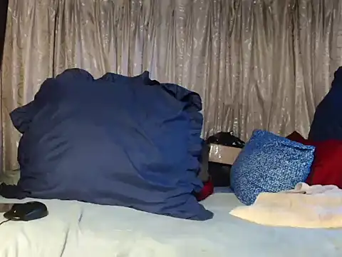 Bustyboobs02xx online show from December 2, 7:25 am