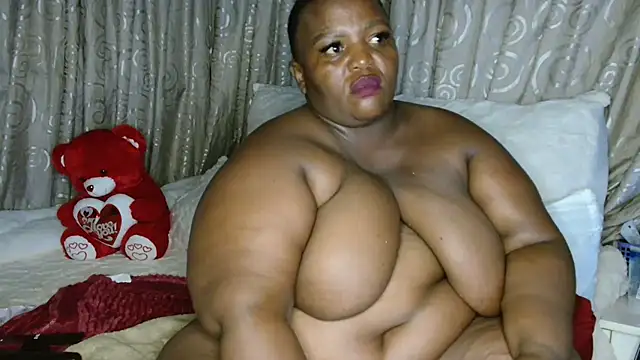 Bustyboobs02xx online show from February 12, 5:52 pm