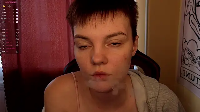 Snapshot of KrisNeal chatting on October 10, 9:30 am KrisNeal online show from October 10, 9:30 am