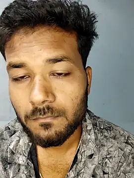 Snapshot of devil_khilesh chatting on October 28, 2:15 am devil khilesh online show from October 28, 2:15 am