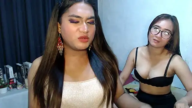 Snapshot of Elysia_Fox chatting on March 2, 6:36 am Elysia Fox online show from March 2, 6:36 am