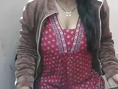 bold naina online show from November 17, 3:45 am