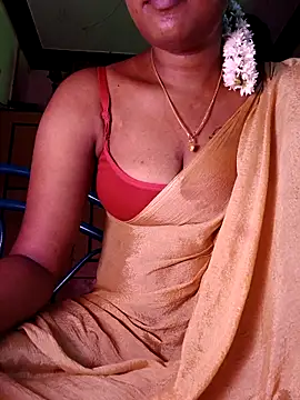 Snapshot of Tamil_Kavitha chatting on May 11, 5:13 am Tamil Kavitha online show from May 11, 5:13 am