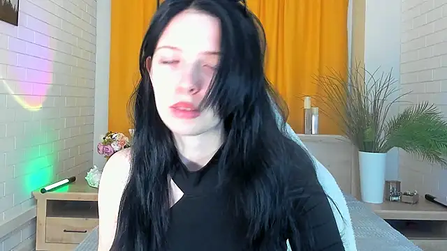 JulsMumi online show from September 12, 10:26 am