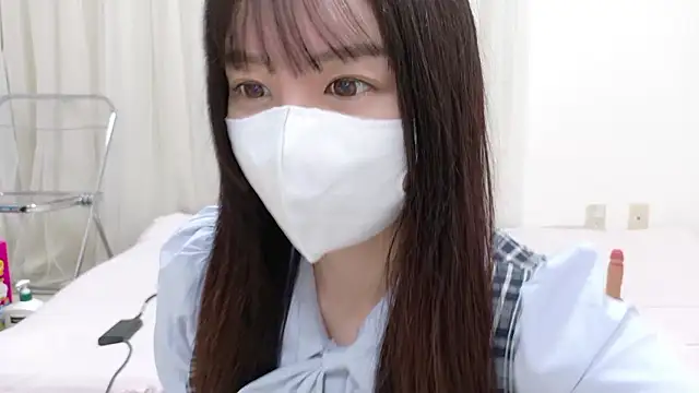  Mia land  online show from March 27, 1:44 pm