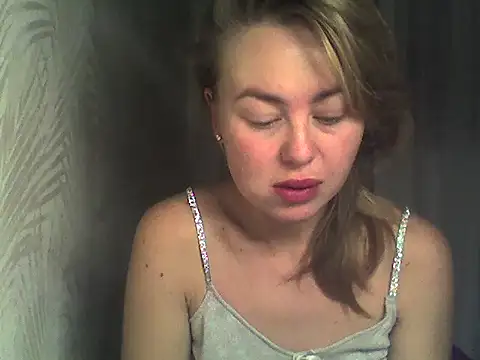 MartaLuna  online show from October 17, 8:44 pm