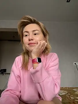 MartaLuna  online show from October 21, 9:10 am