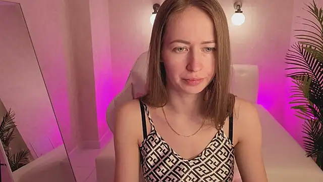 bella li   online show from January 17, 1:10 am