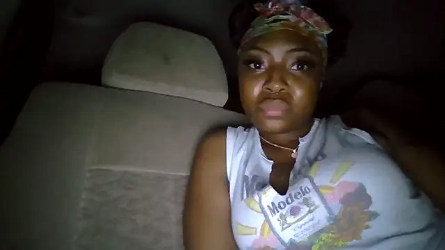 Snapshot of Cocochanel4567 chatting on September 25, 12:20 pm Cocochanel4567 online show from September 25, 12:20 pm