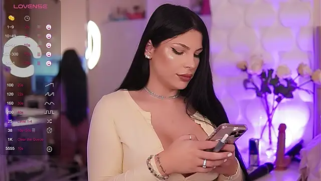 PlayfulAvalyn online show from October 9, 10:52 pm