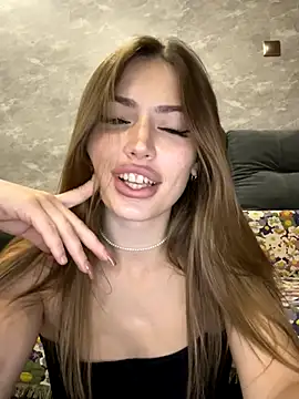 Snapshot of Elizabeth_Tay chatting on September 23, 5:27 pm Elizabeth Tay online show from September 23, 5:27 pm