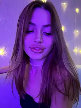 Snapshot of Elizabeth_Tay chatting on October 15, 5:02 pm Elizabeth Tay online show from October 15, 5:02 pm