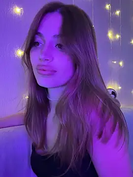 Snapshot of Elizabeth_Tay chatting on October 19, 5:02 pm Elizabeth Tay online show from October 19, 5:02 pm