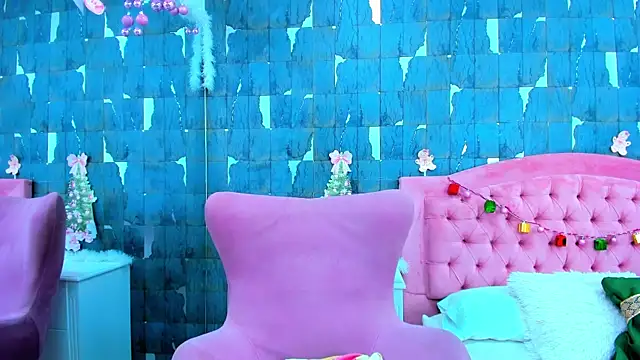 EvelynBun online show from December 18, 2:45 pm