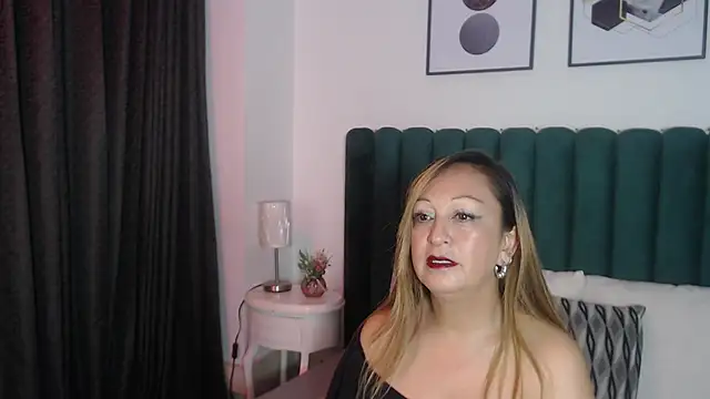 VictoriaQueen Fg online show from September 22, 12:29 pm