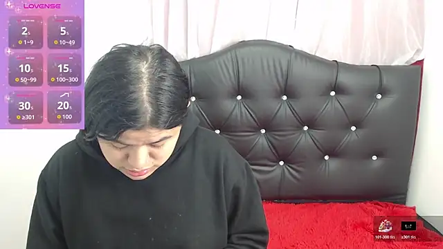 April Becker online show from February 11, 3:00 am