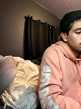 Snapshot of busnfatnutsLildee chatting on November 18, 6:51 am busnfatnutsLildee online show from November 18, 6:51 am