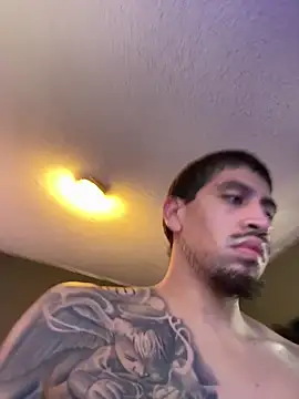 Snapshot of busnfatnutsLildee chatting on November 20, 5:23 pm busnfatnutsLildee online show from November 20, 5:23 pm