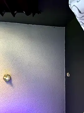 Snapshot of busnfatnutsLildee chatting on November 26, 9:49 pm busnfatnutsLildee online show from November 26, 9:49 pm