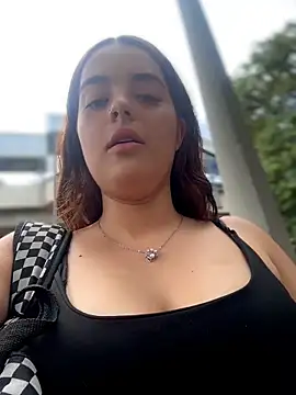 hannahst  online show from June 16, 7:16 pm