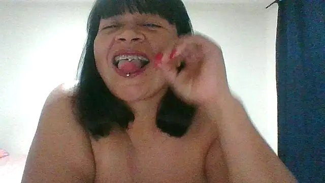 adri89-g online show from February 10, 12:37 am