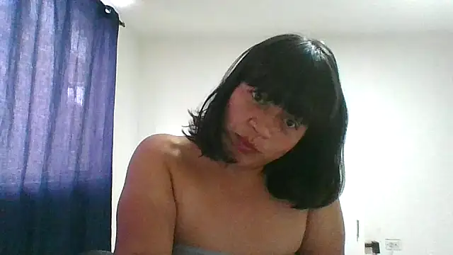 Snapshot of adri89-g chatting on April 5, 7:00 pm adri89-g online show from April 5, 7:00 pm