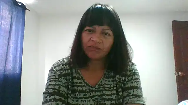 Snapshot of adri89-g chatting on April 21, 2:23 pm adri89-g online show from April 21, 2:23 pm