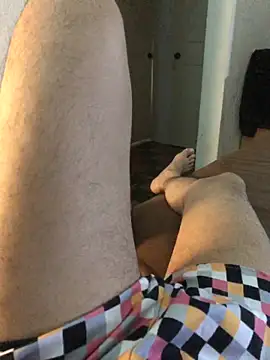 Snapshot of Jonpideme chatting on October 27, 6:45 pm Jonpideme online show from October 27, 6:45 pm