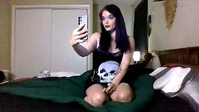 powhatanqueen online show from October 8, 5:10 pm