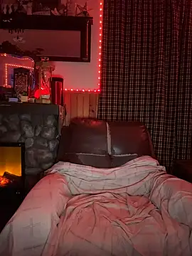 HarmoniousPhantasm3 online show from March 3, 8:04 pm