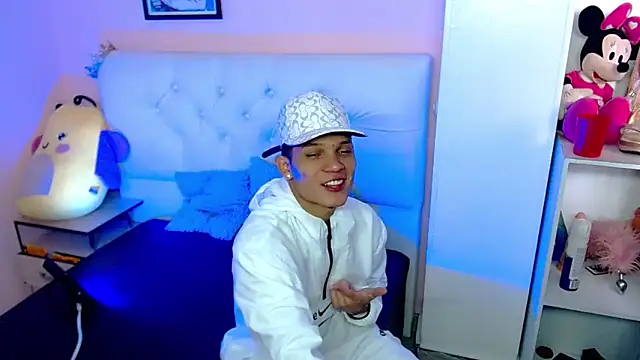 EL VENEZOLANO 22CM online show from October 3, 7:33 pm