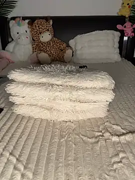 Andrestarr online show from February 15, 8:43 pm