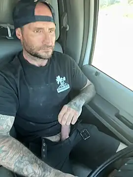 skip69xxx online show from June 12, 10:41 pm