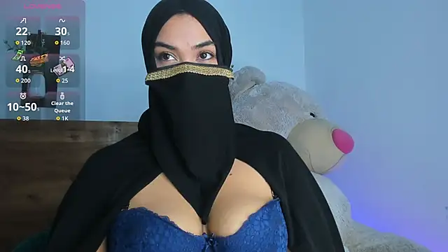 Snapshot of Alishaa_love chatting on September 20, 3:40 am Alishaa love online show from September 20, 3:40 am