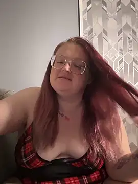 Snapshot of AmberBliss-X chatting on October 16, 9:49 pm AmberBliss-X online show from October 16, 9:49 pm