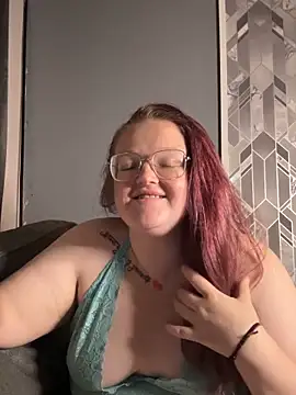 Snapshot of AmberBliss-X chatting on October 19, 10:32 pm AmberBliss-X online show from October 19, 10:32 pm
