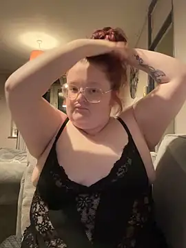 Snapshot of AmberBliss-X chatting on November 19, 10:10 pm AmberBliss-X online show from November 19, 10:10 pm