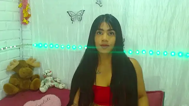 Snapshot of irenesaez222 chatting on September 13, 7:35 pm irenesaez222 online show from September 13, 7:35 pm