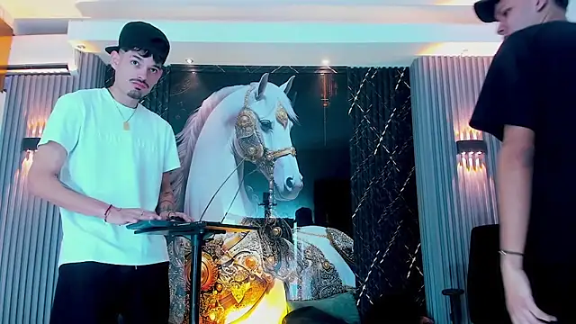 Iam Steven online show from October 9, 12:14 pm